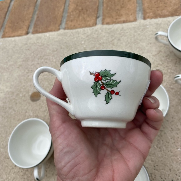 Vintage Cuthbertson original Christmas tree Coffee Cups